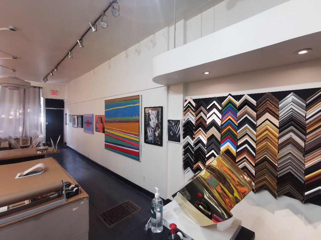 Victor Gallery virtual framing tool